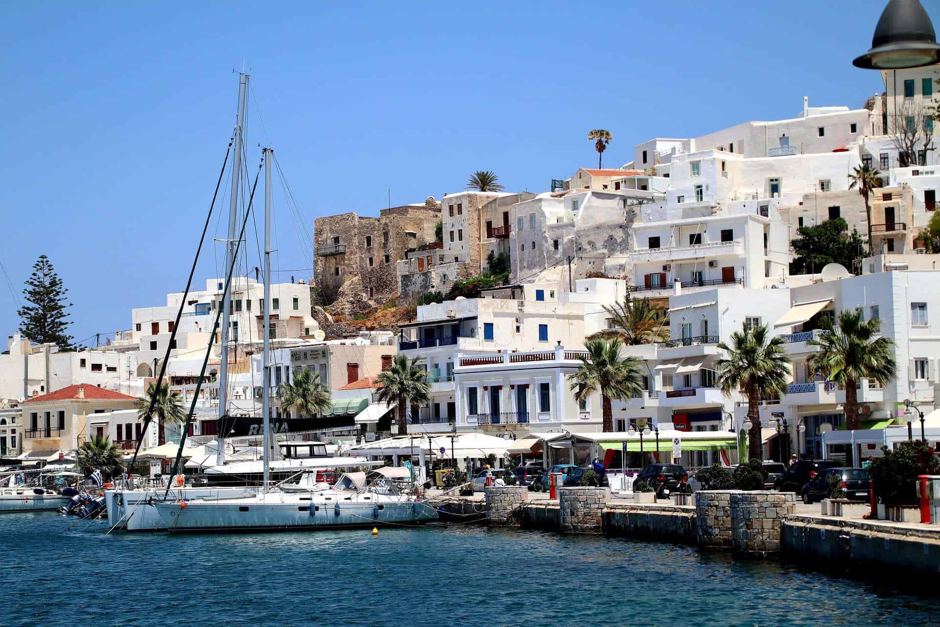 naxos-town-basal-car